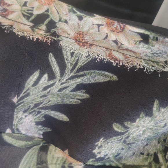 New Lucky brand wrap top - Picture 4 of 4